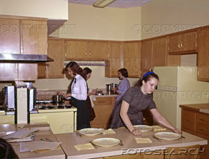 [1960-1960s-4-girls-in-kitchen-school-home-economics-class-setting-~-ks1919.jpg]