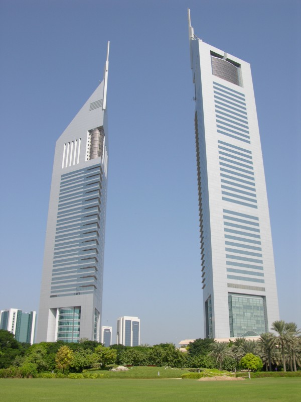 [Emirates+Hotel+Tower.jpg]