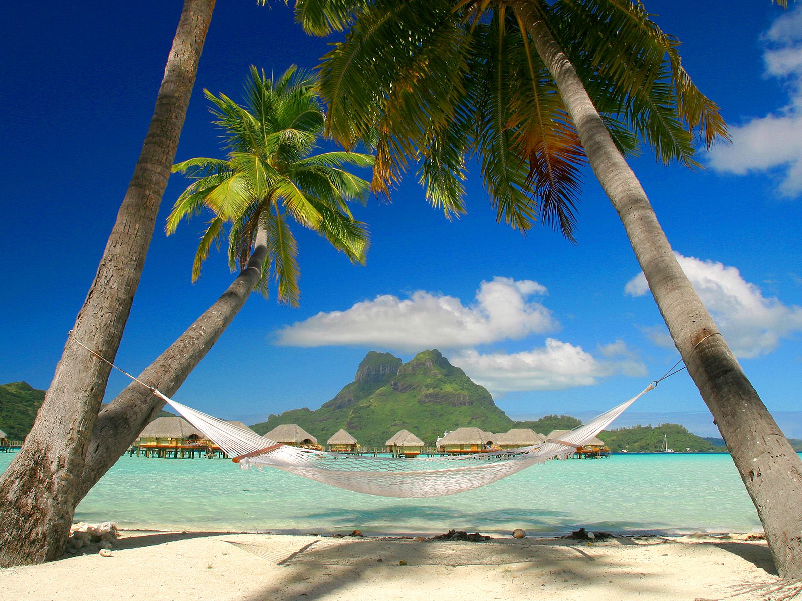 [Tropical_Sleepaway_Bora_Bora_French_Polynesia.jpg]