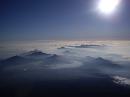 [Climbing+Fuji+-+heavenly.jpg]