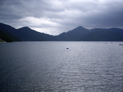[Nikko+-+Chuzenji+lake.jpg]