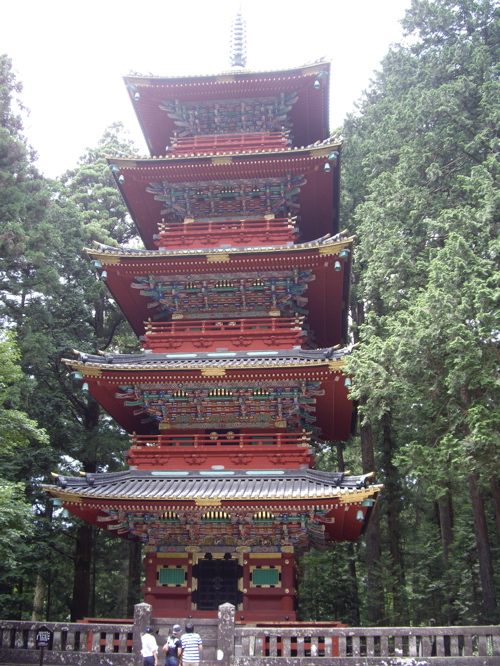 [Nikko+-+five+story+pagoda.jpg]