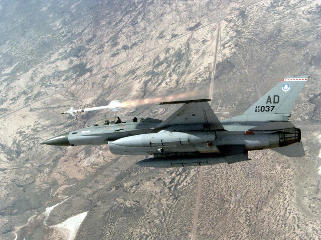 [F-16AIM9.jpg]