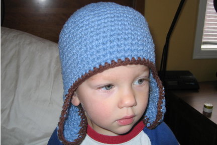 [blue+brown+earflap+hat+front+2.JPG]