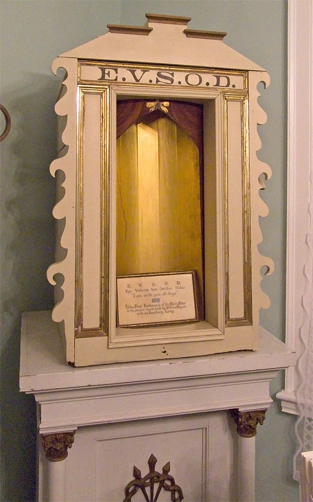 [Old+Saint+Ferdinand's+Shrine,+in+Florissant,+Missouri+-+1821+tabernacle.jpg]