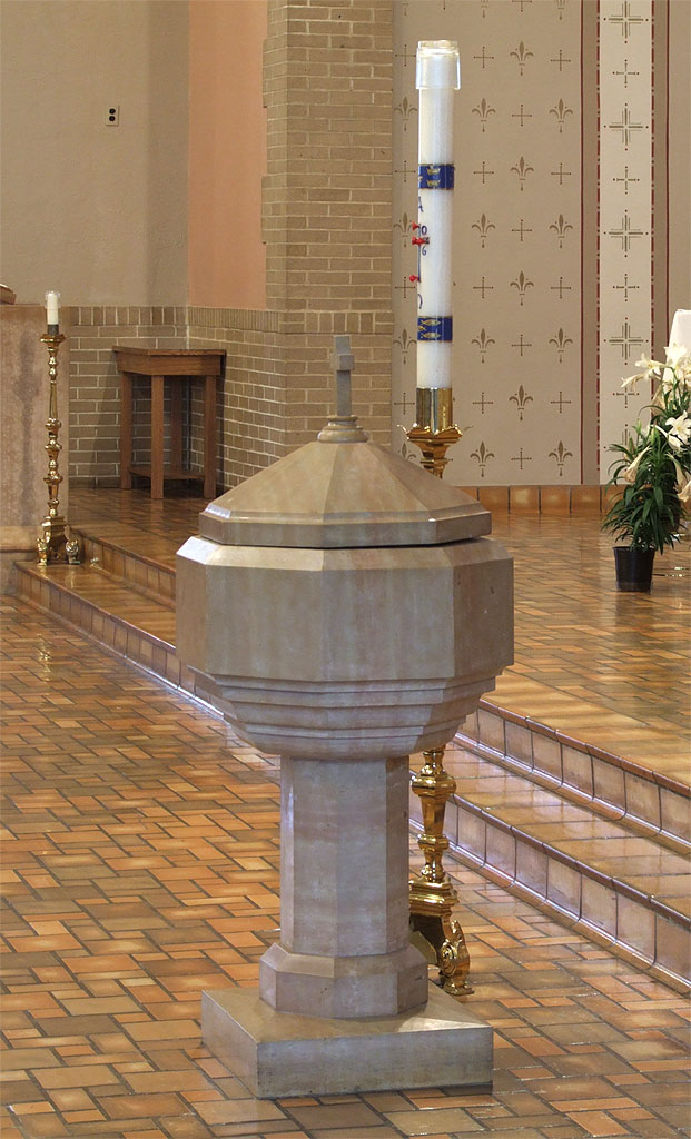 [Assumption+Catholic+Church,+in+O'Fallon,+Missouri+-+baptismal+font+in+old+church.jpg]