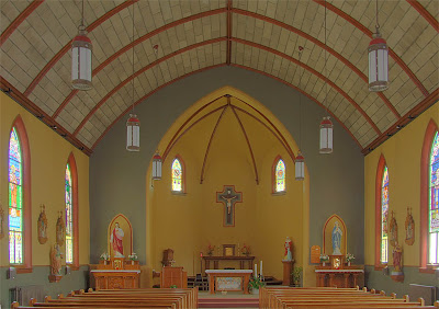 Saint Ann Roman Catholic Church, in Clover Bottom, Missouri, USA - nave