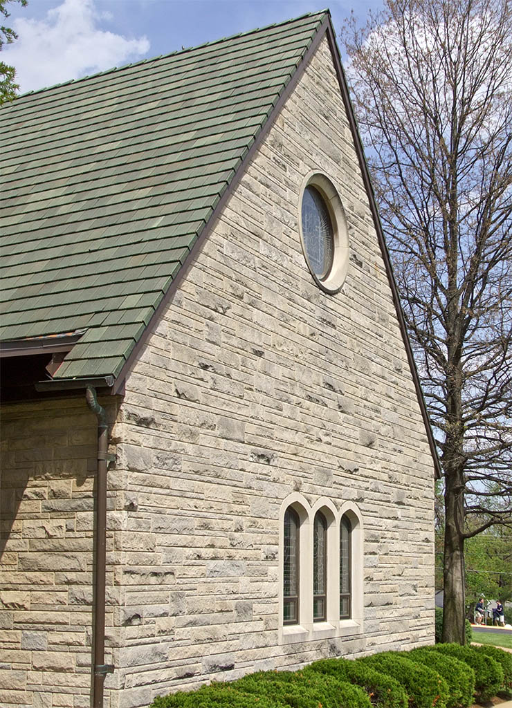 [Sainte+Genevieve+du+Bois+Roman+Catholic+Church,+in+Warson+Woods,+Missouri,+USA+-+exterior+side.jpg]