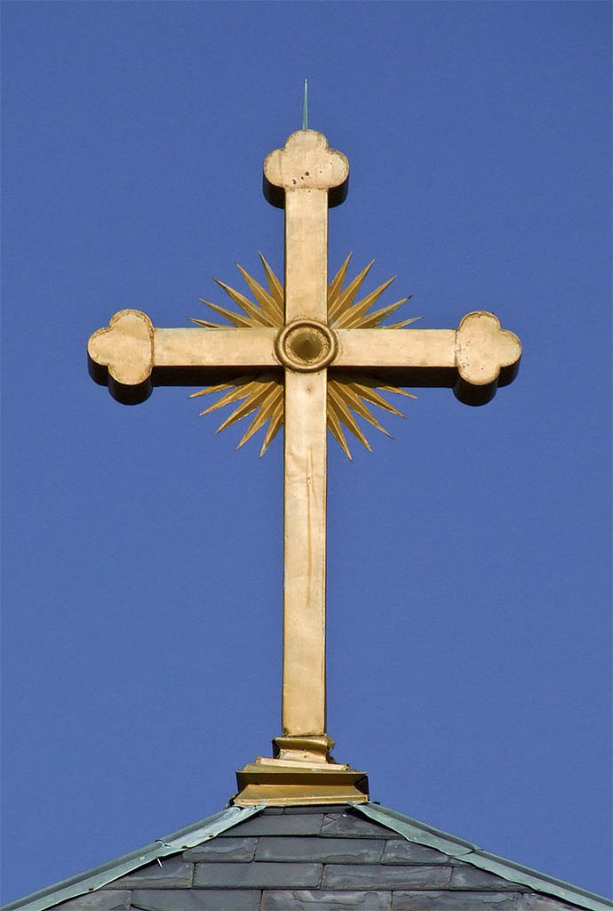[Holy+Family+Roman+Catholic+Church,+in+Port+Hudson,+Missouri,+USA+-+cross+on+steeple.jpg]
