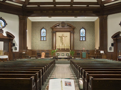 All Saints Roman Catholic Church, in University City, Missouri, USA - nave