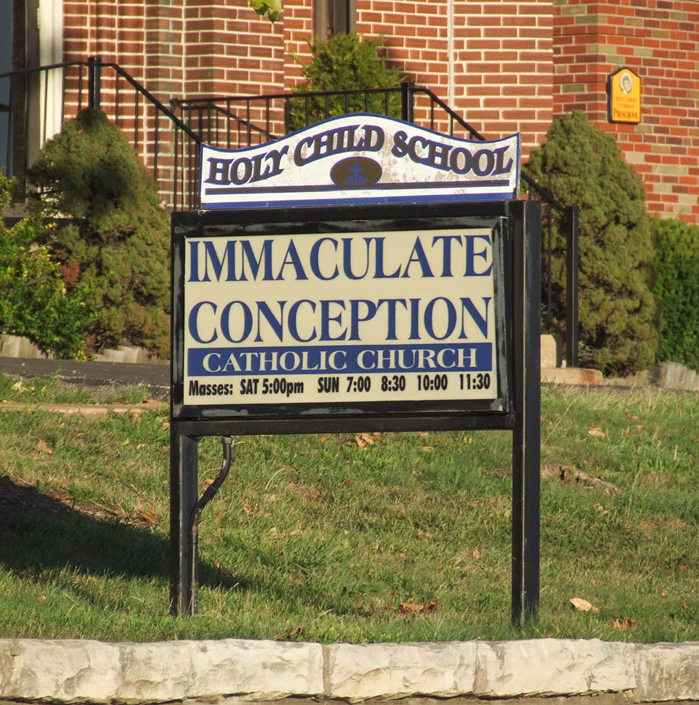 [Immaculate+Conception+Roman+Catholic+Church,+in+Arnold,+Missouri,+USA+-+sign.jpg]