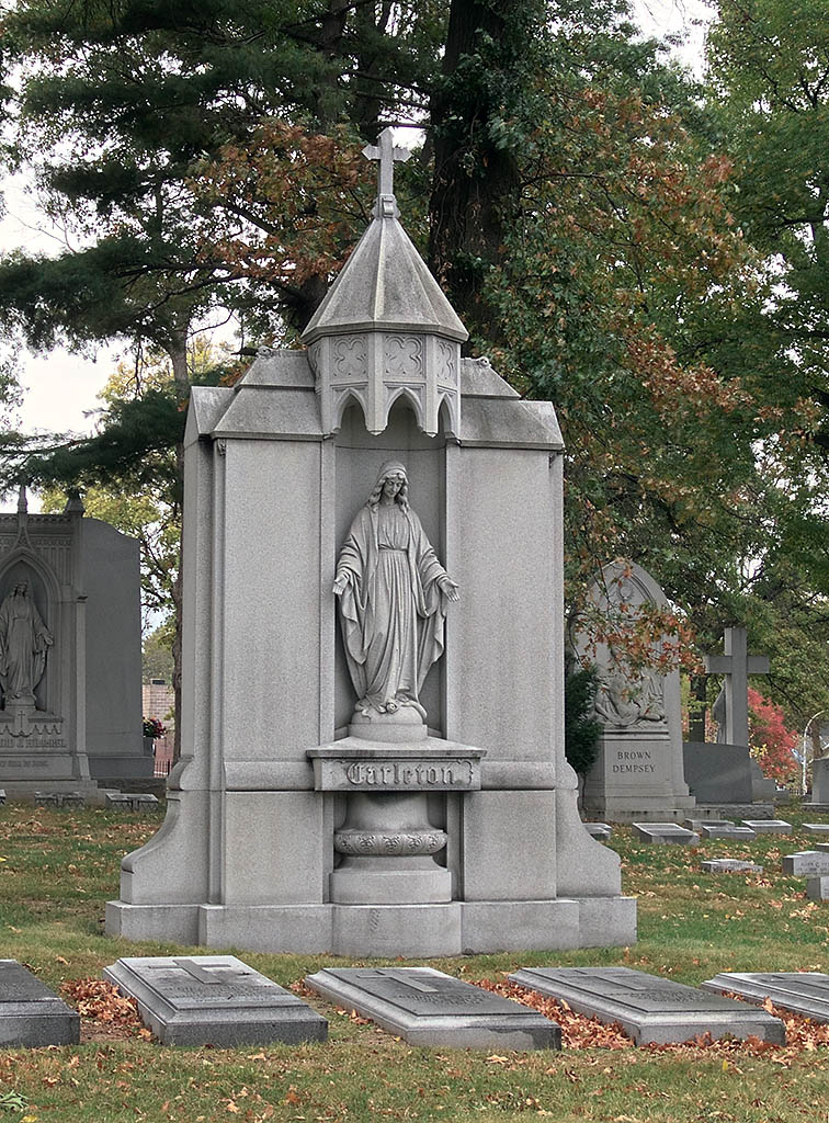 [Calvary+Cemetery,+in+Saint+Louis,+Missouri+-+Carleton+monument.jpg]