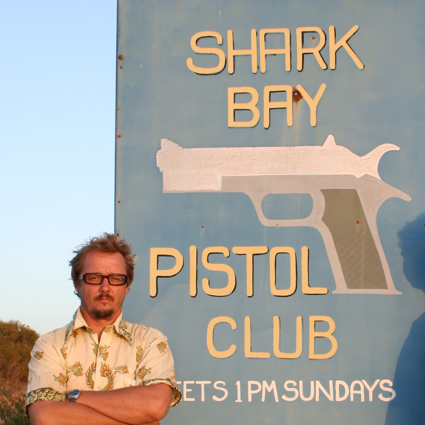 [shark+bay+pistol+club.jpg]