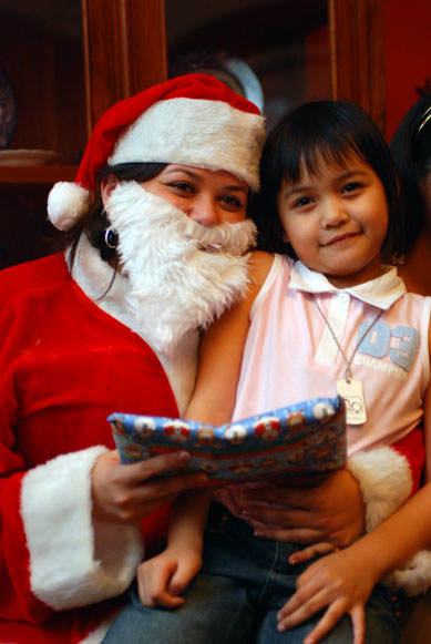 [Santa+kid+2.jpg]