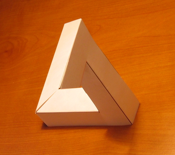 [penrose-impossible-triangle.jpg]