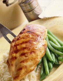 [grilled-chicken-breast_~bxp50108.jpg]