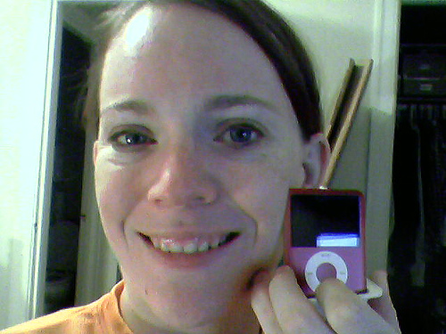 [Me+and+my+new+iPod.jpg]
