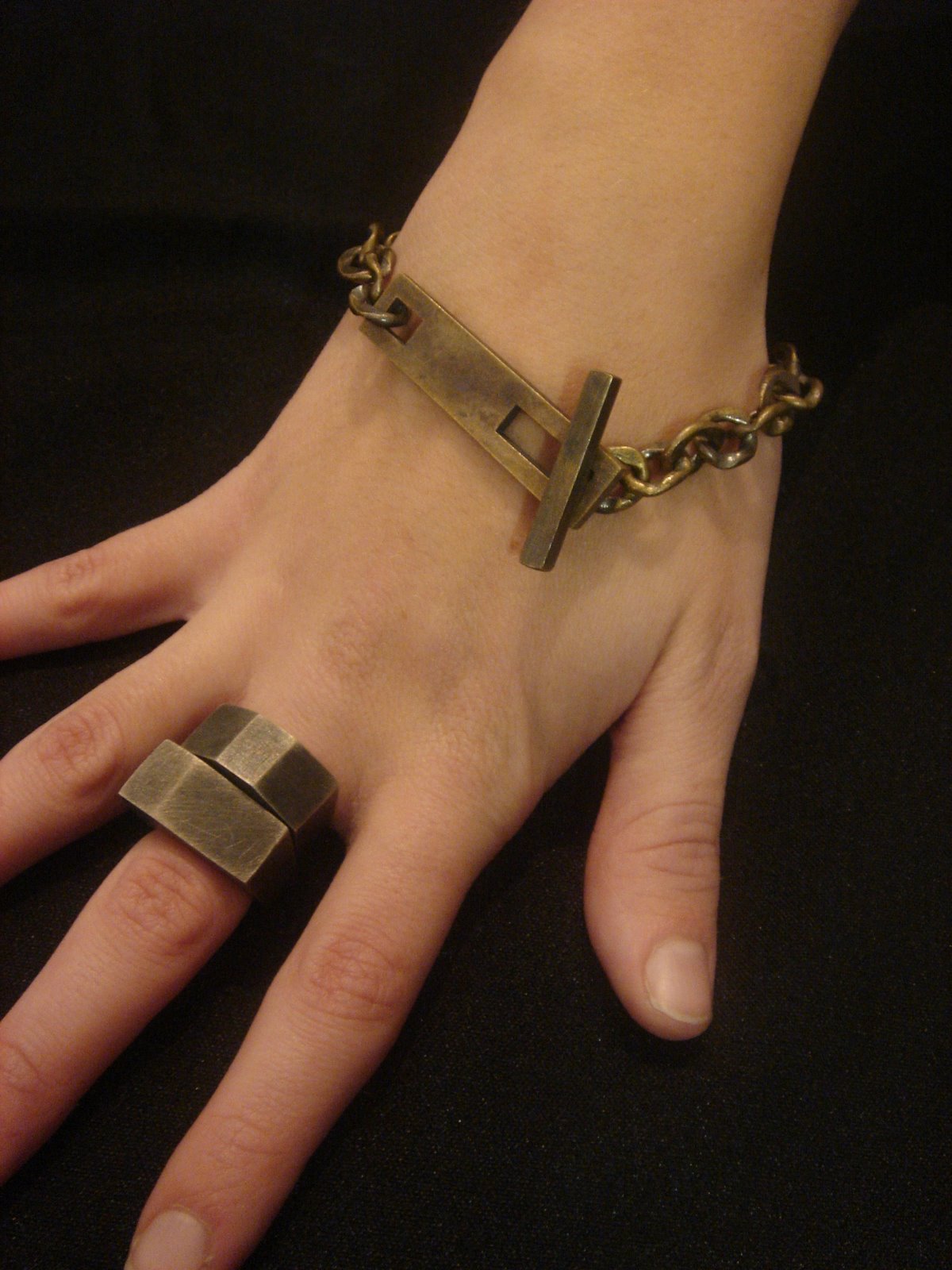 [WD+ring+and+bracelet.JPG]