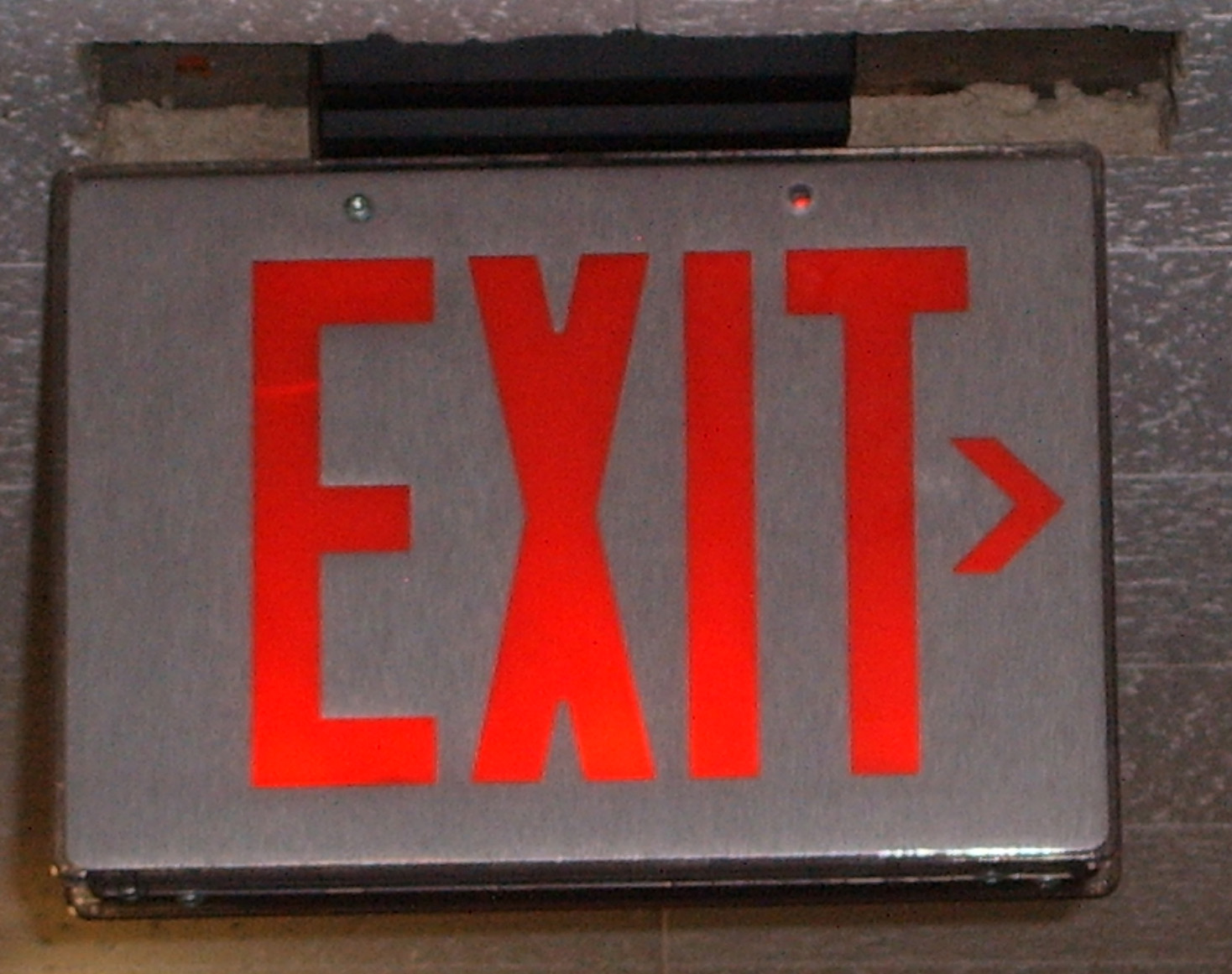 [exit_sign.jpg]