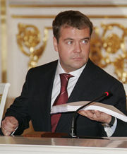 [180px-Dmitry_Medvedev_20051129.jpg]