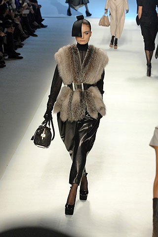 [Louis+Vuitton+Fur.jpg]