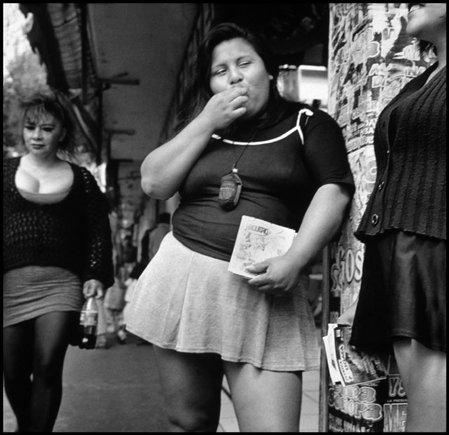 [Three+prostitutes+on+La+Soledad+Street,+1998.jpg]