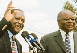 [Raila+and+Kibaki.jpg]