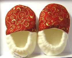 [cream+slipper+with+red+and+gold+swirl+large.jpg]