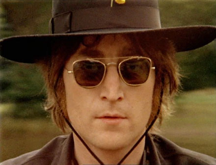 [John+Lennon+(047).jpg]