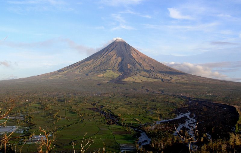 [Mt.Mayon_tam3rd.jpg]