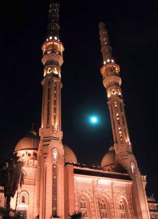 [masjid+al+nur+cairo.jpg]