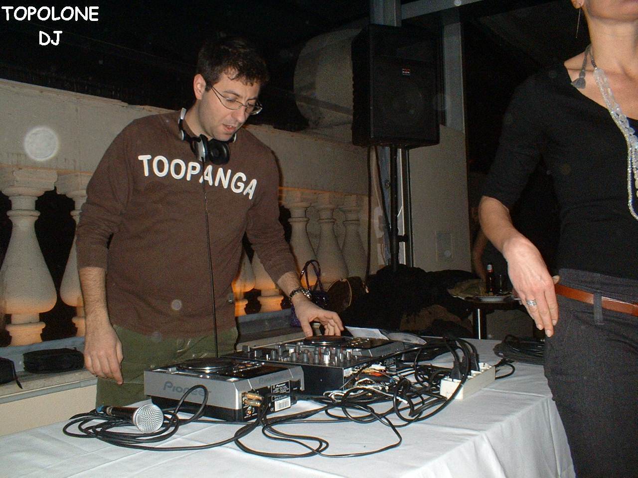 [Topanga+Topolone+DJ.JPG]