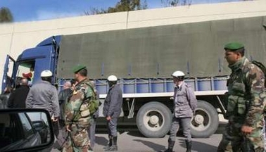 [hezbollah+truck.jpg]