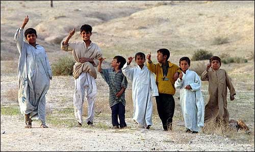 [iraq+children.jpg]