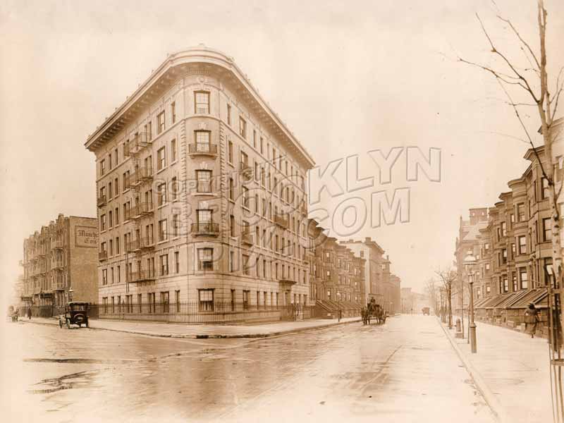 [1916+photo+of+building.jpg]
