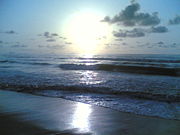 [180px-The_rising_sun_at_Marina_beach.jpg]