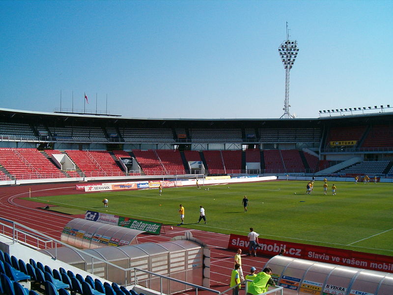 [800px-Stadion_Evzena_Rosickeho%2C_north_stand.jpeg]