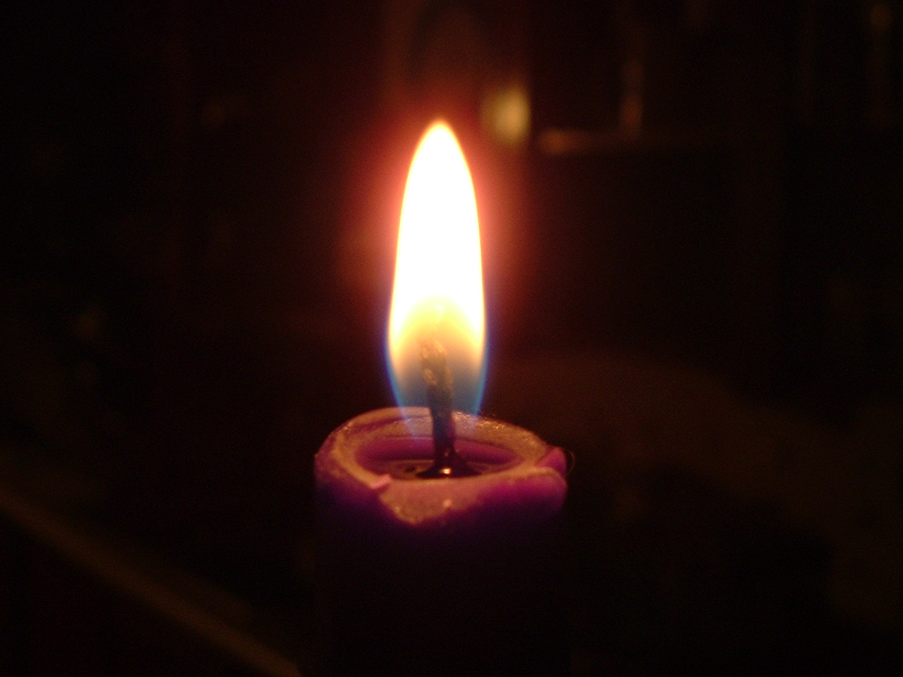 [candel.jpg]