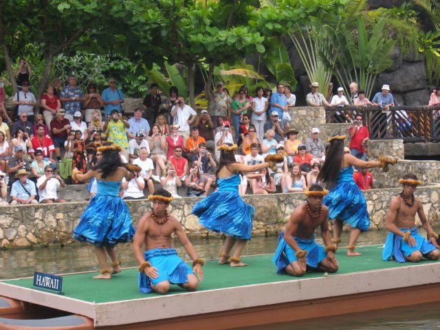 [IMG_3304.jpgPolynesian+Cultural+Center+Canoe+Pageant+Havai'i.jpg]