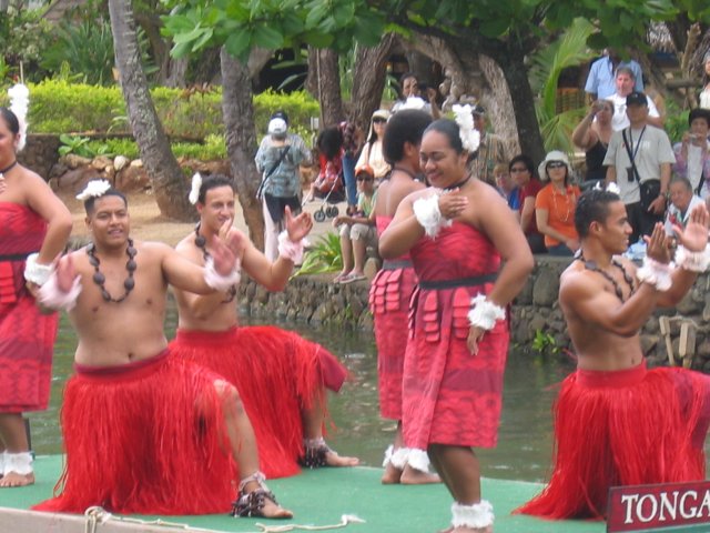 [IMG_3325.jpgPolynesian+Cultural+Center+Canoe+Pageant+Tonga.jpg]