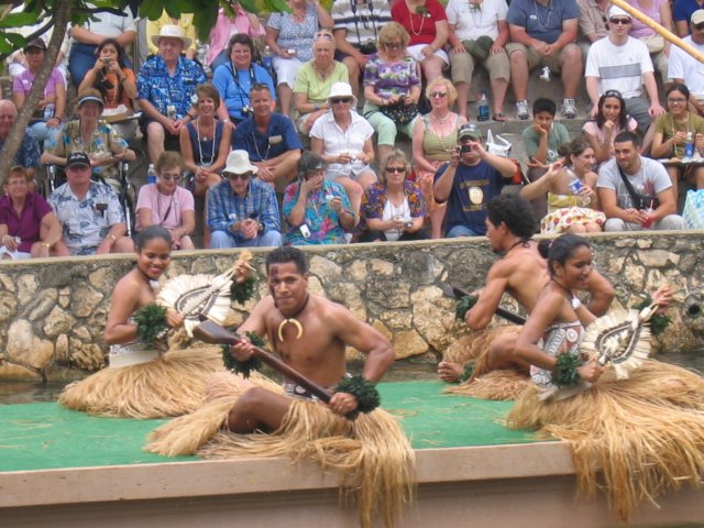 [IMG_3444.jpgPolynesian+Cultural+Center+Canoe+Pageant+Viti.jpg]