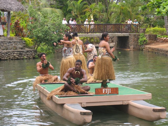 [IMG_3438.jpgPolynesian+Cultural+Center+Canoe+Pageant+Viti.jpg]