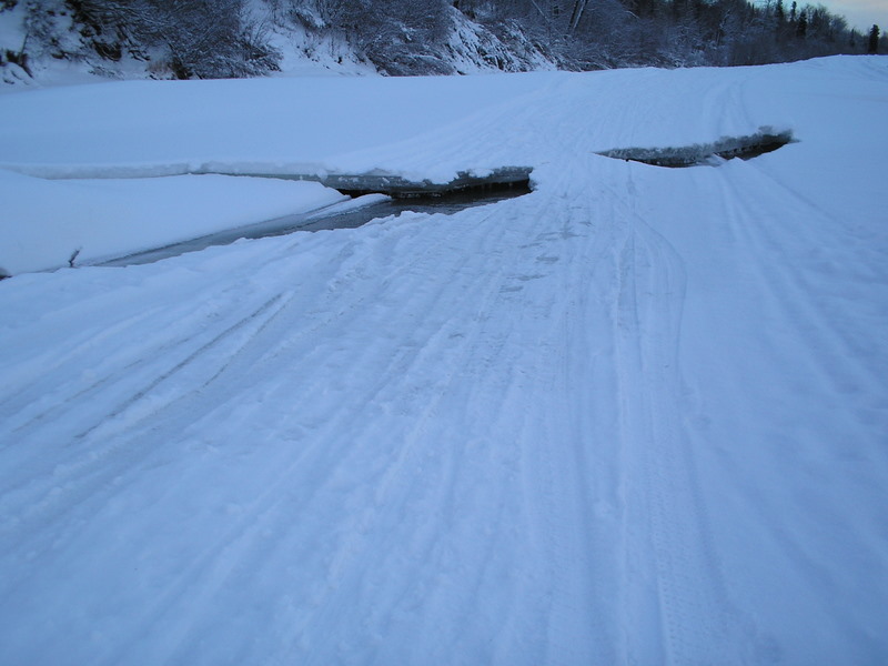 [Iditarod+Trail+January+2008+033.JPG]