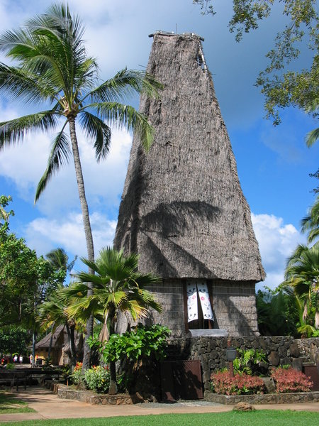 [450px-Polynesian_Cultural_Centre_Fiji_Temple.jpg]