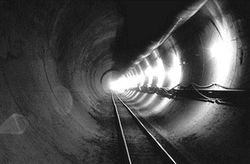 [Tunnel sotterraneo.jpg]