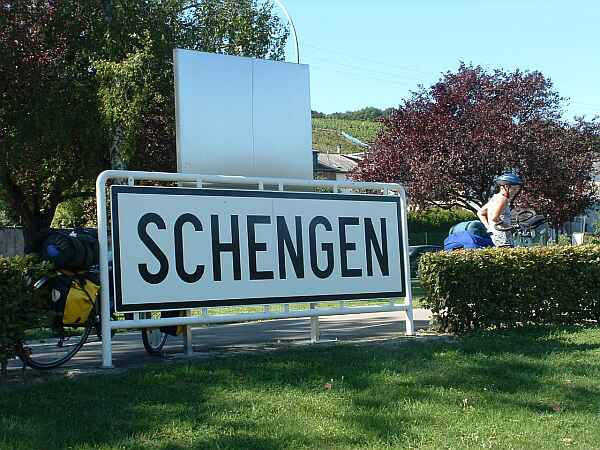 [Schengen322.jpg]