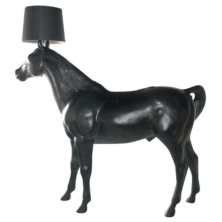 [twentieth+horse+lamp.jpg]