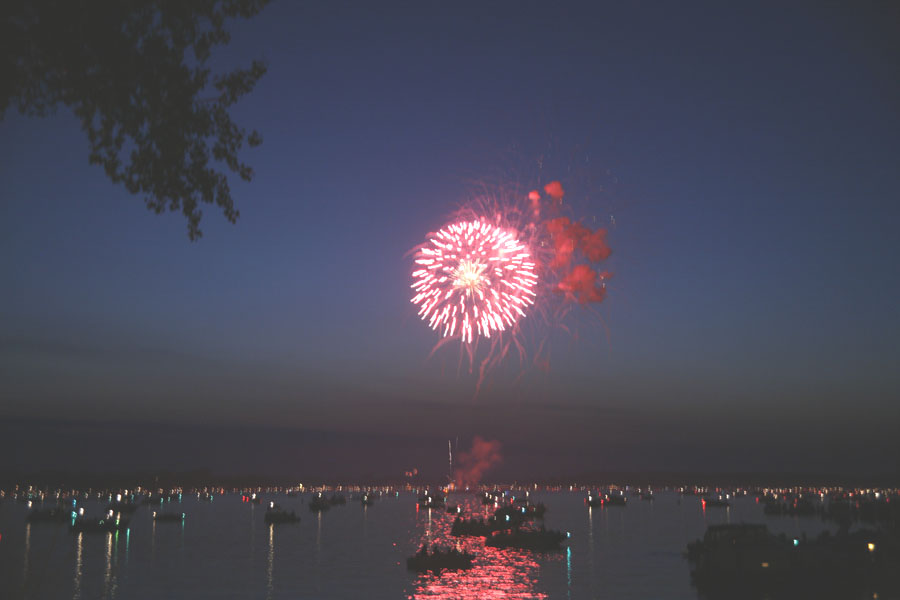 [fireworks+-+Robert+Klein.jpg]