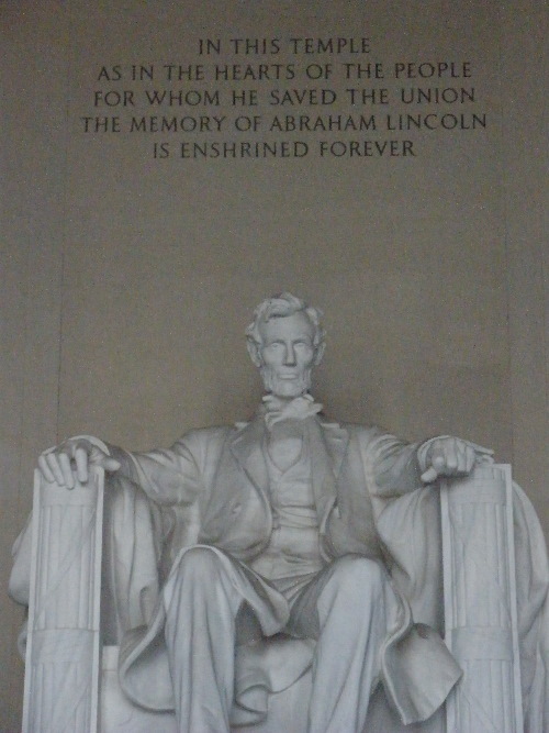 [Lincoln.jpg]