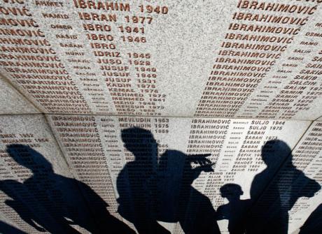 [memorial_Srebrenica.jpg]